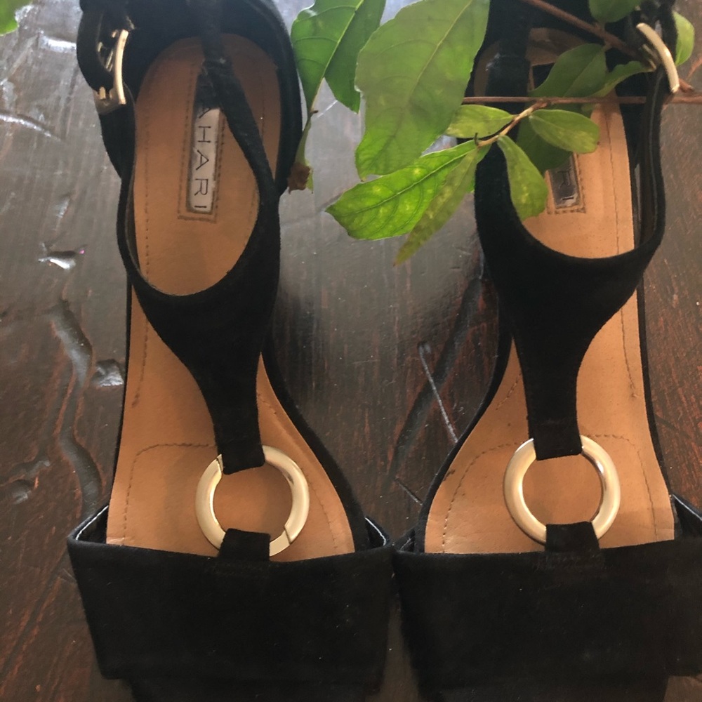 Strapped Tahari high heels sandals